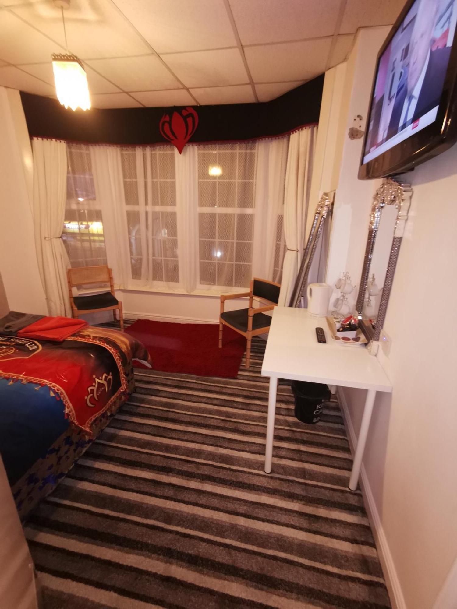 Bukhari Hotel بلاكبول الغرفة الصورة