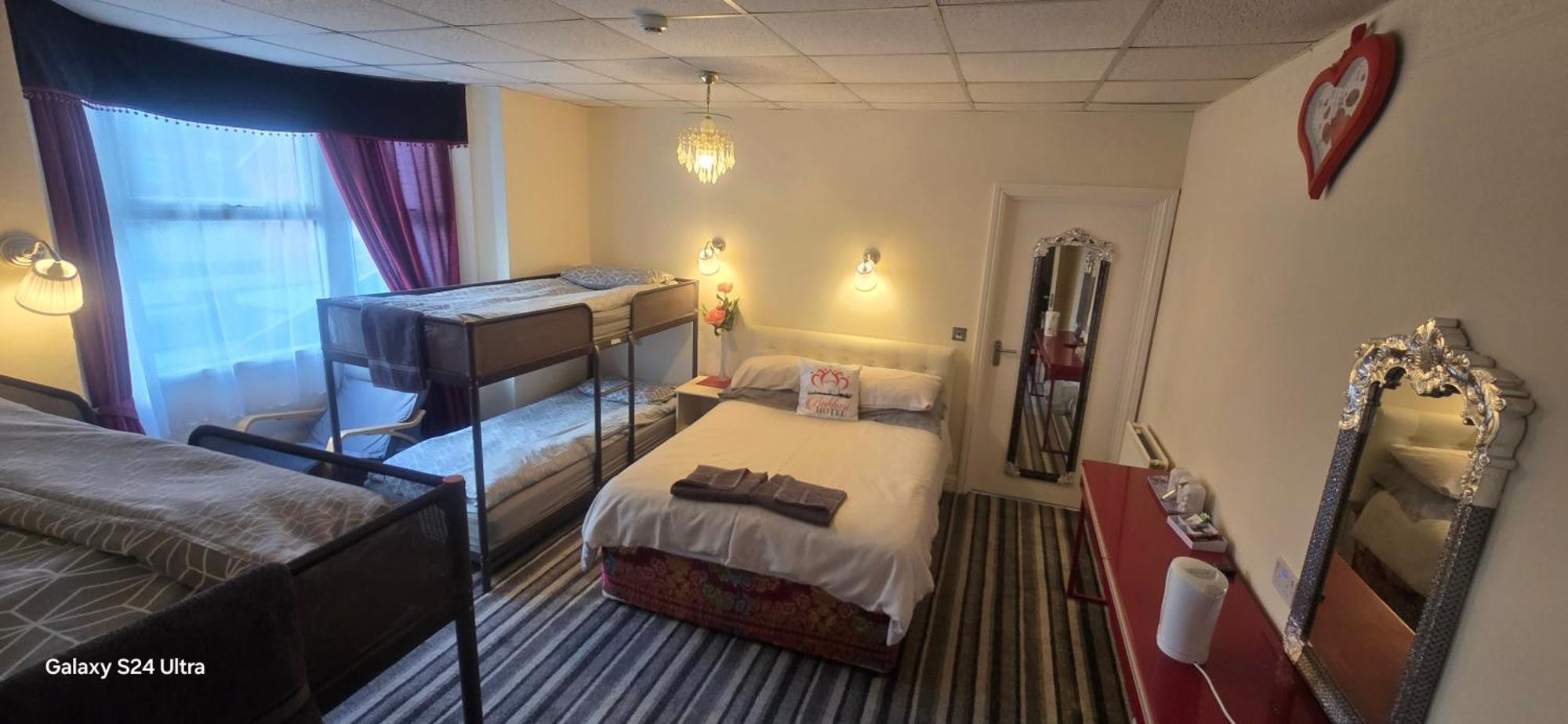 Bukhari Hotel بلاكبول المظهر الخارجي الصورة